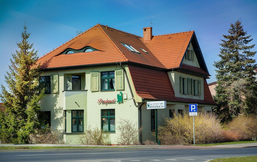 Pensjonat U Kota Wasyla Chodzież Exteriér fotografie